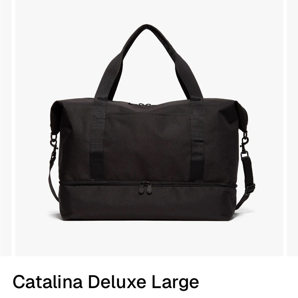 Lo & Sons Catalina Deluxe Large Black Duffel Bag - Picture 3 of 7